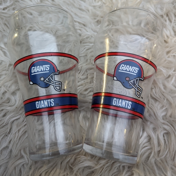 Set of 2 Vintage NY Giants Tall Drinking Glasses Excellent Condition - Picture 1 of 7